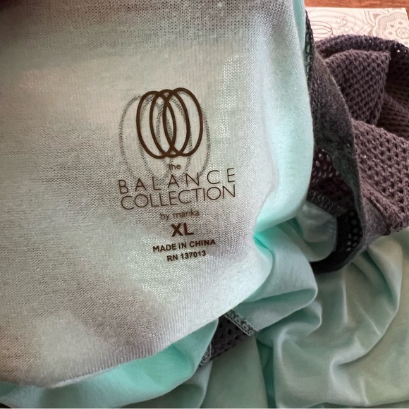Balance Collection by Marika Mint Green gray Long sleeve activewear Top Size XL - Picture 7 of 12